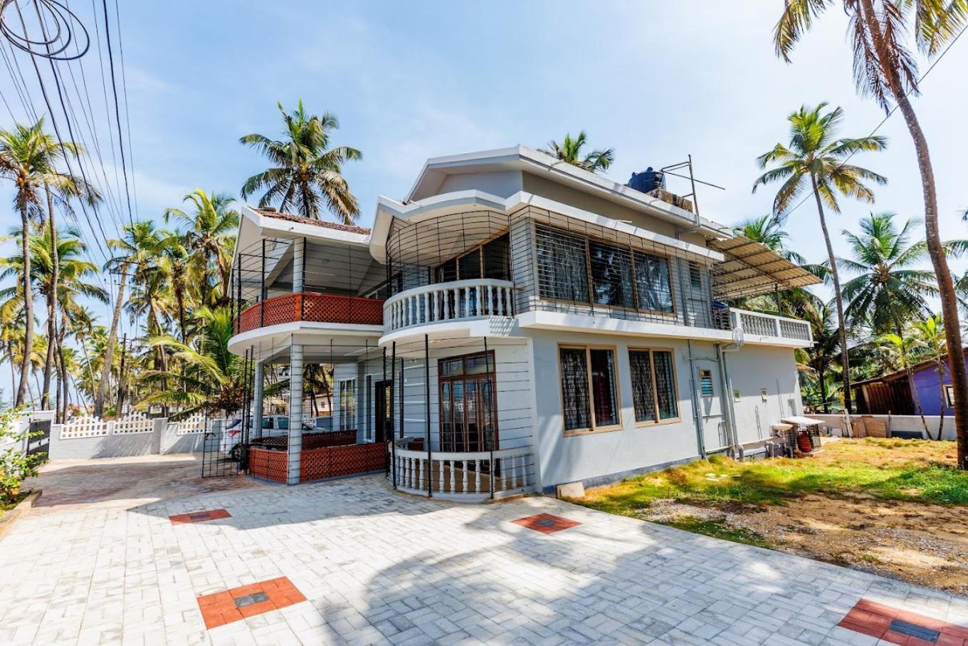 Gintara Beach Homestay By Evaddo Kalyānpur Esterno foto