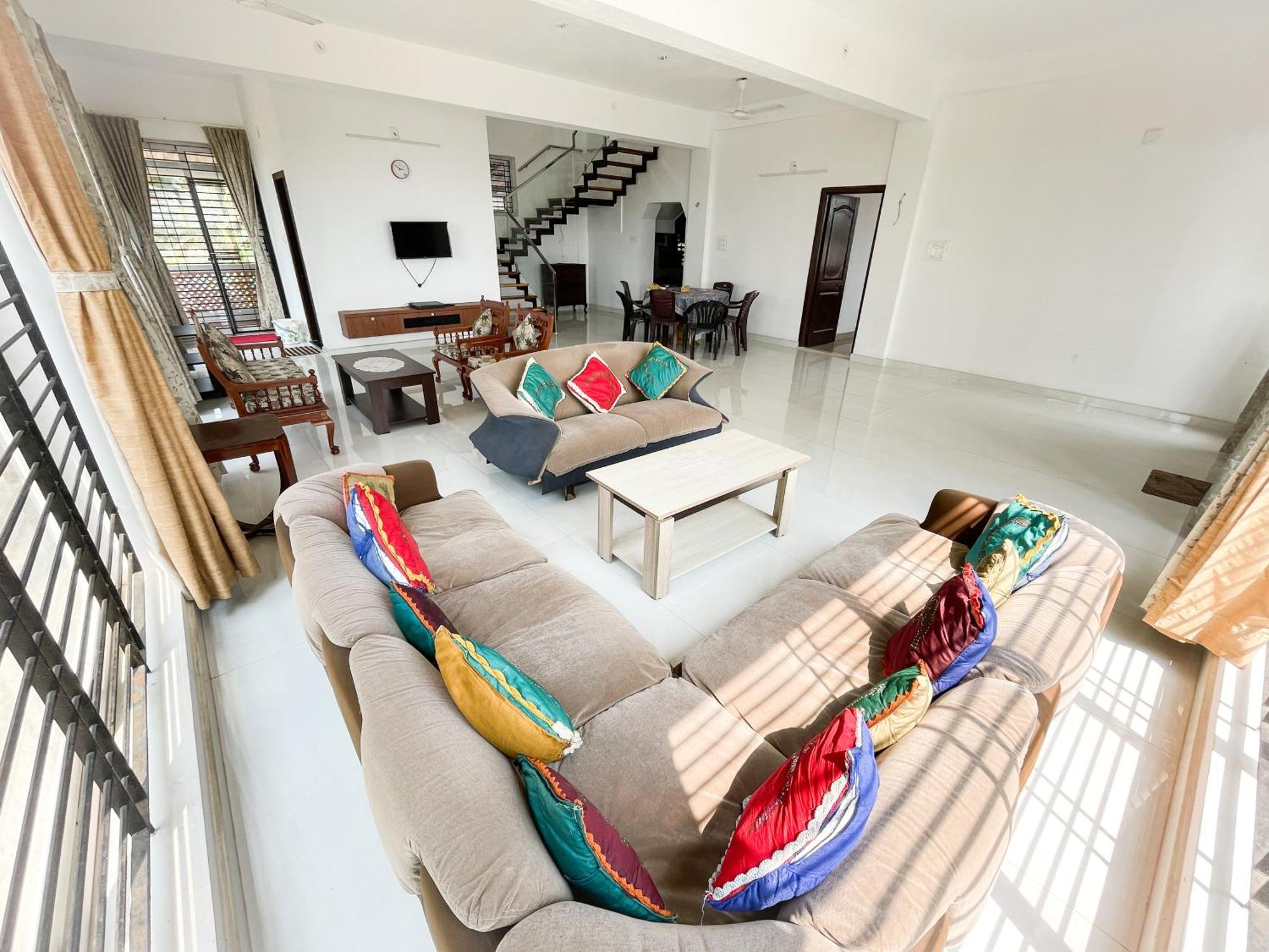 Gintara Beach Homestay By Evaddo Kalyānpur Esterno foto