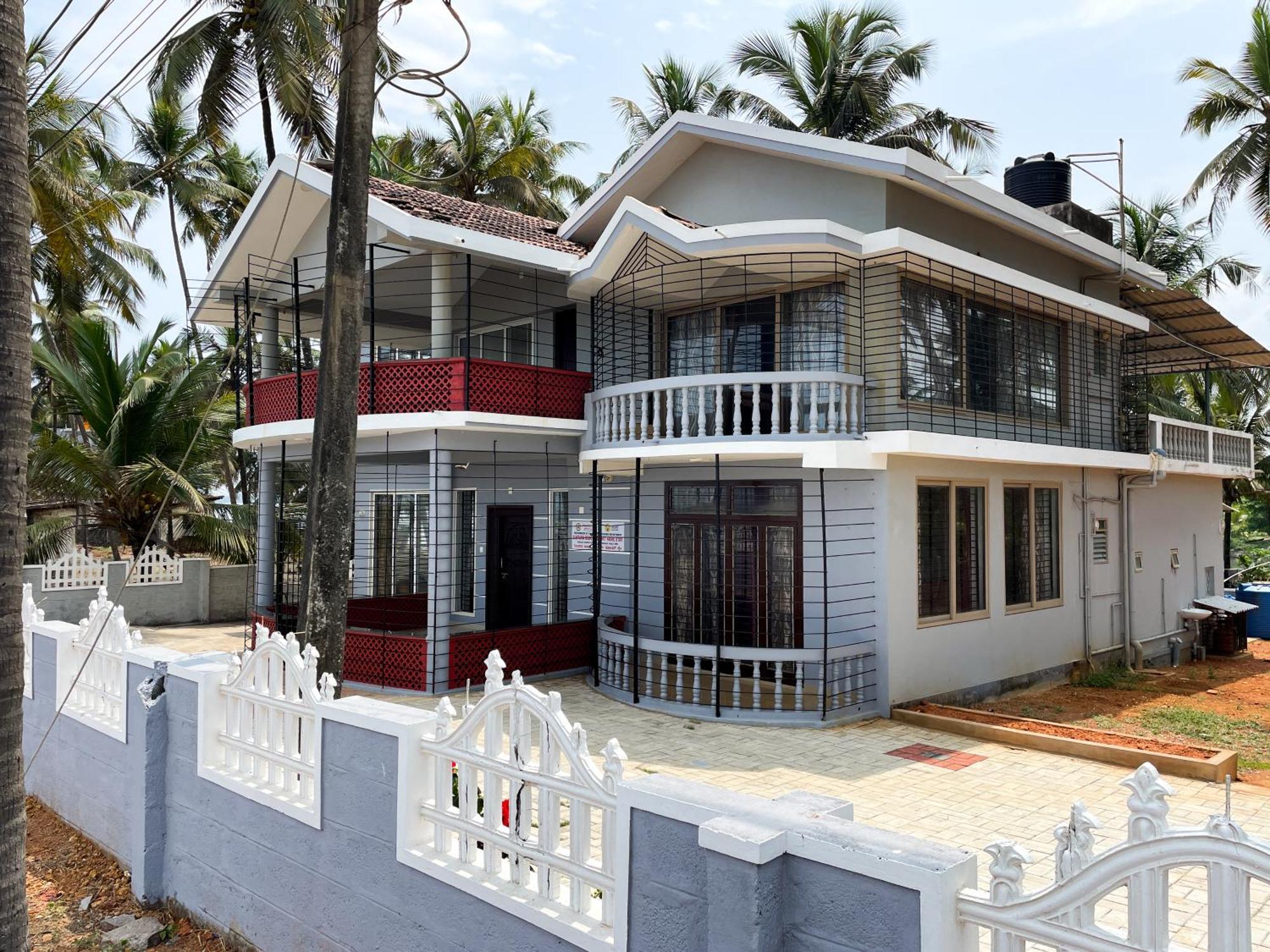 Gintara Beach Homestay By Evaddo Kalyānpur Esterno foto