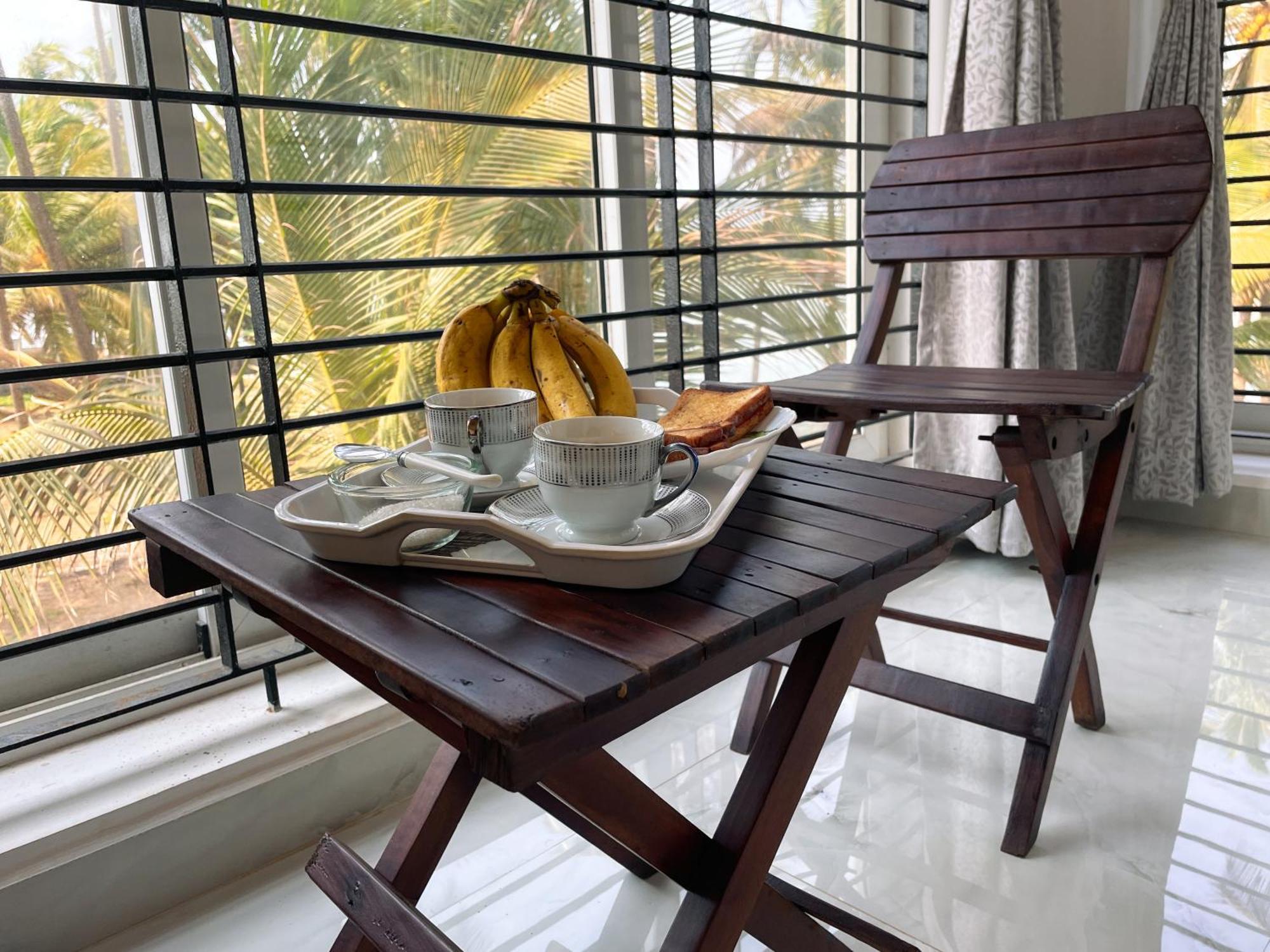 Gintara Beach Homestay By Evaddo Kalyānpur Esterno foto