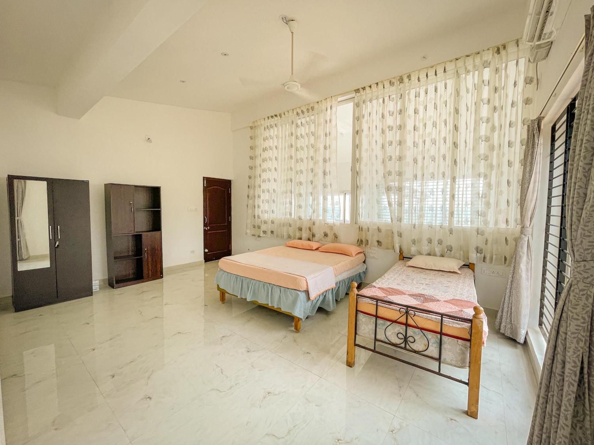 Gintara Beach Homestay By Evaddo Kalyānpur Esterno foto